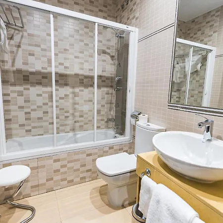 Machaco Hotel 3*